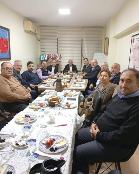 Dünya Ticaret ve Kültür Derneği Kahvaltılı Toplantısı
