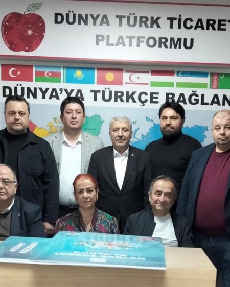 Kızılelma yolculuğumuzda; Genel Başkanımız Ahmet Ortatepe’nin başkanlığında, DUTKİD Başkanımız Ayhan Otçu, Başkan Yardımcılarımız Ömer Akbulut ve Engin Özkan, Geliştirme Kurulu Koordinatörümüz Ahmet Köknar ve birbirinden kıymetli iş insanlarımızın katılım